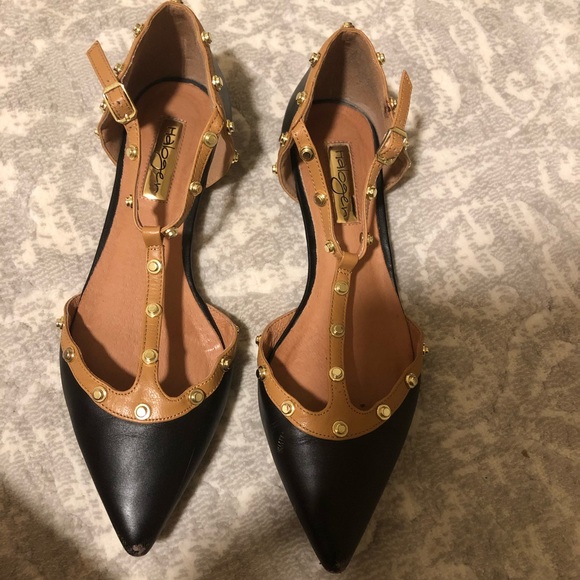 Halogen Olson Studded T Strap Flat Black & Gold - Picture 4 of 8